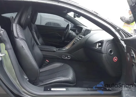 2017 Aston Martin Db11 Launch Edition z USA, uszkodzony, nr VIN SCFRMFAV8HGL02777